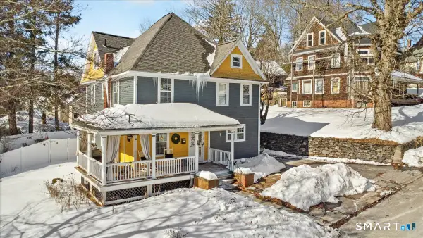 25 Seward Street, Putnam, CT 06260