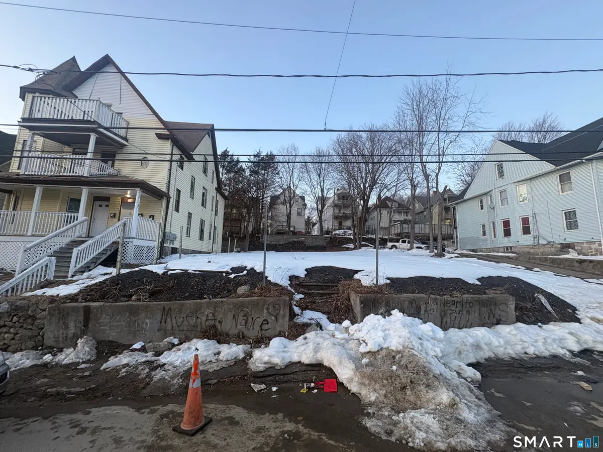 18 Ridgewood Street, Waterbury, CT 06710 - #1