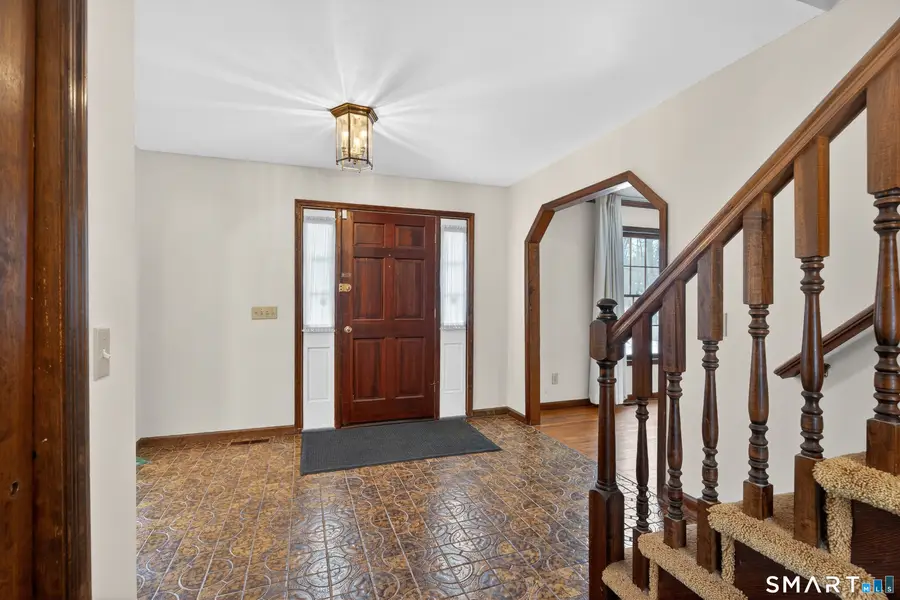 1 Dunsinane Road, Brookfield, CT 06804 - #3