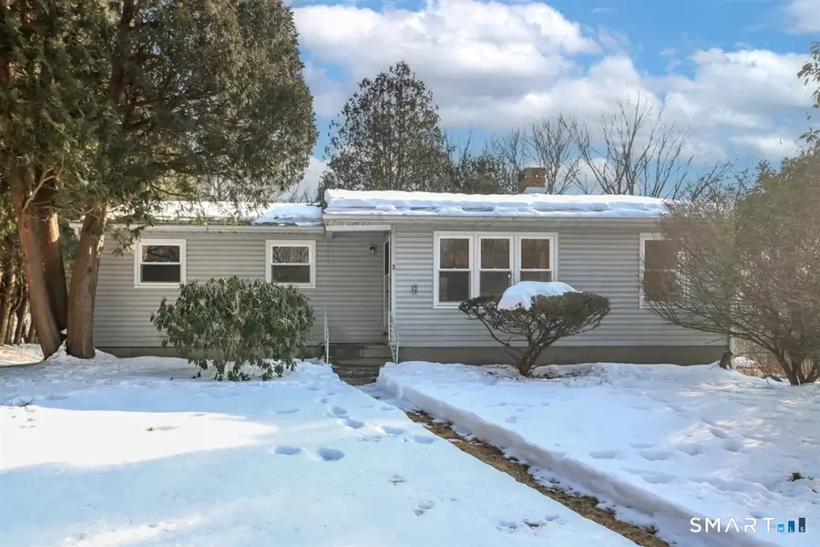 7 Longview Road, Newtown, CT 06482 - #2