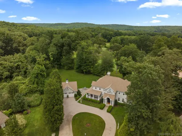 205 & 206 Fox Hopyard Road, East Haddam, CT 06423