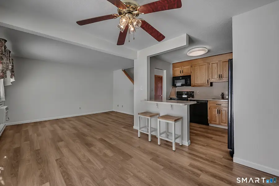 565 Clark Avenue #APT 56, Bristol, CT 06010 - #3