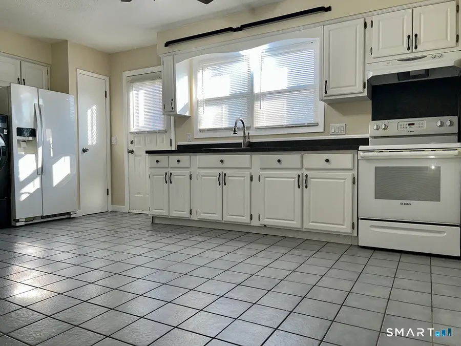 8 Roma Street #8, East Haven, CT 06512 - #3