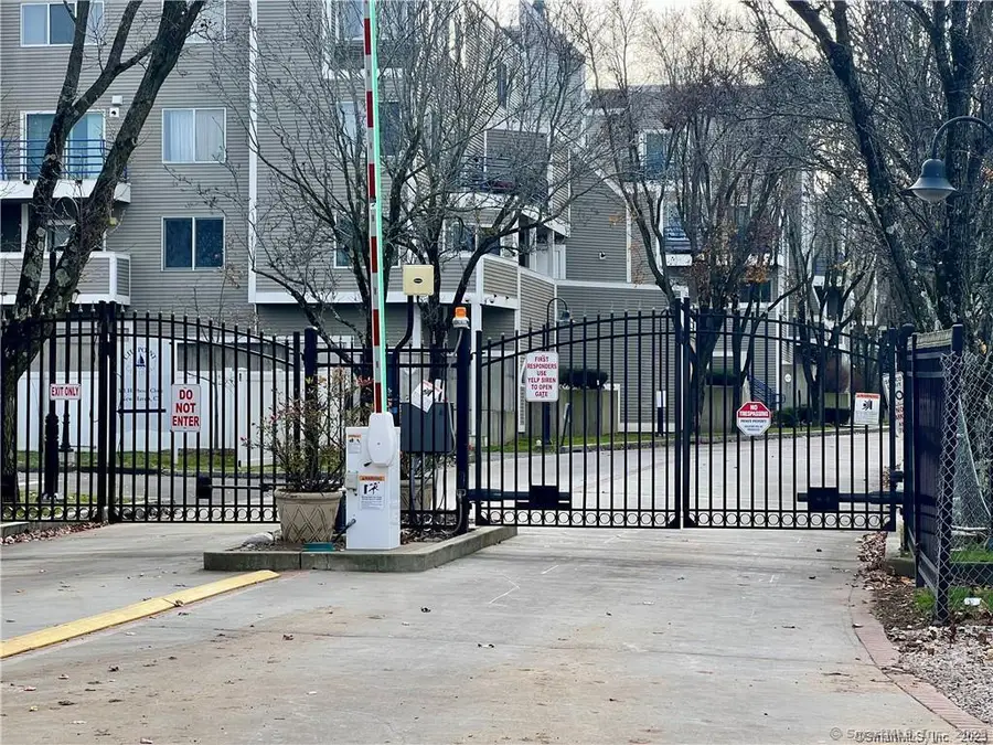 127 Harbour Close #127, New Haven, CT 06519 - #3