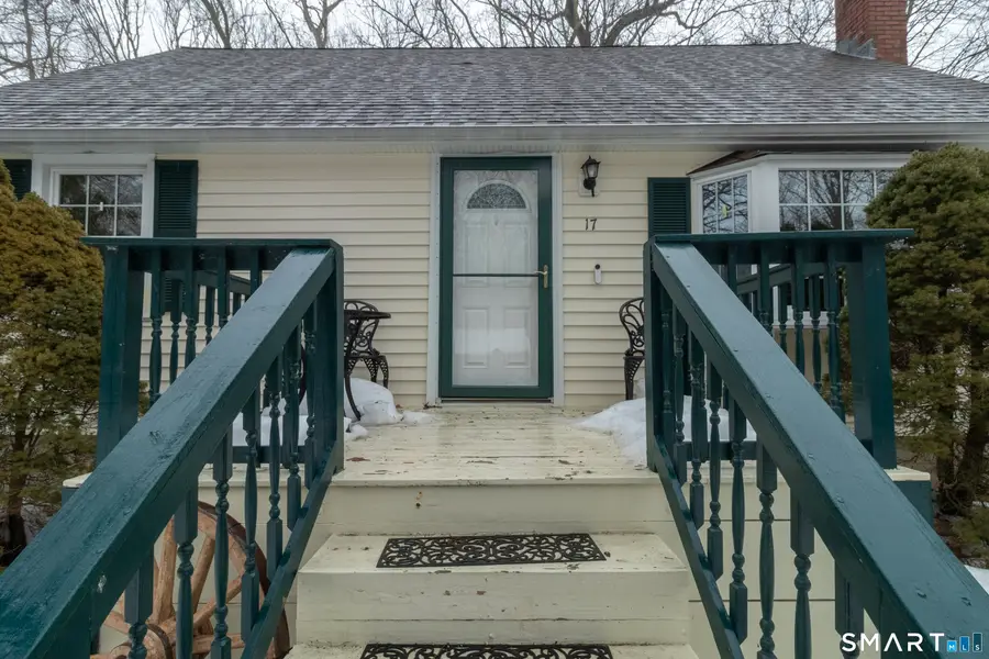 17 Patricia Court, Gales Ferry, CT 06335 - #2