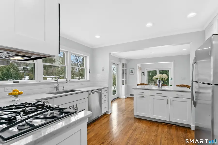 19 Emery Drive, Stamford, CT 06902 - #3