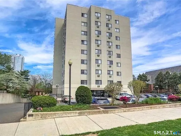 51 Schuyler Avenue #APT 5C, Stamford, CT 06902