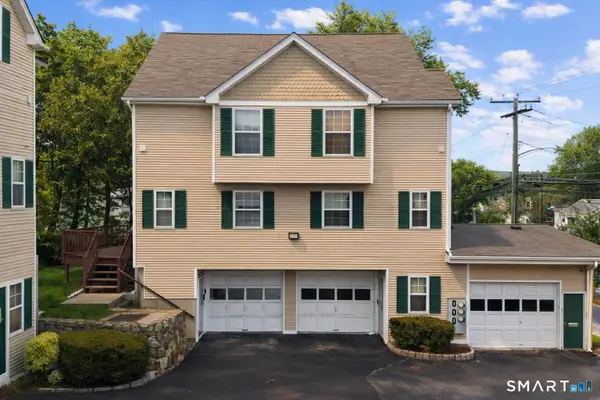 680 Hope Street #12, Stamford, CT 06907