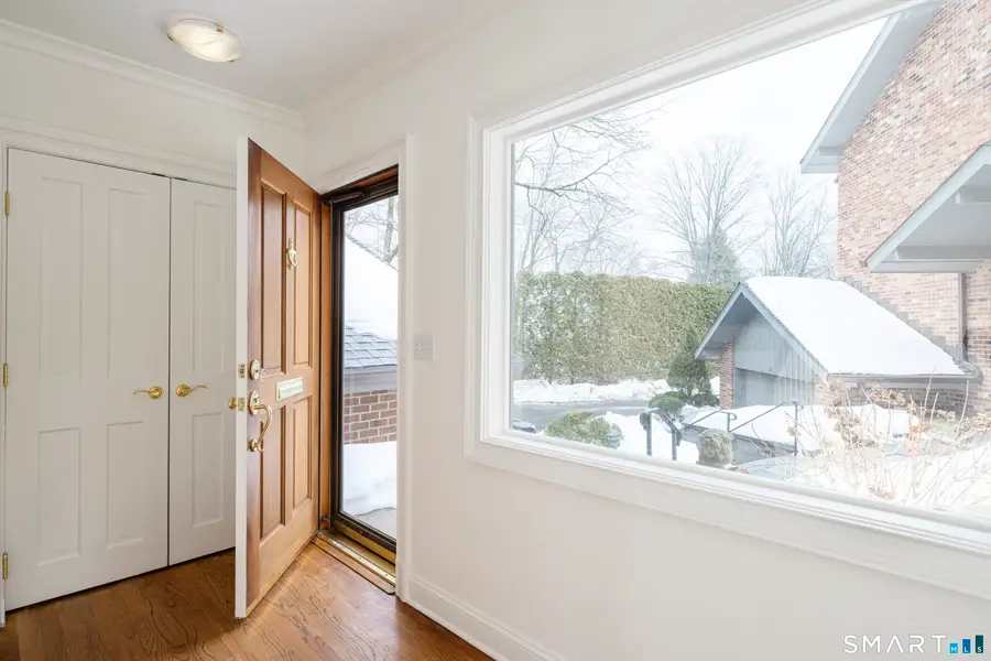 377 Main Street #APT 17, New Canaan, CT 06840 - #2