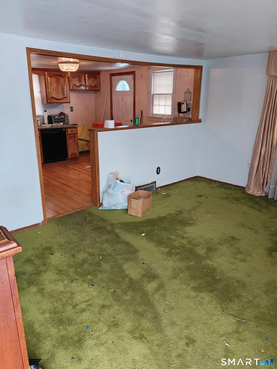 17 Silk Street, Norwalk, CT 06850 - #2