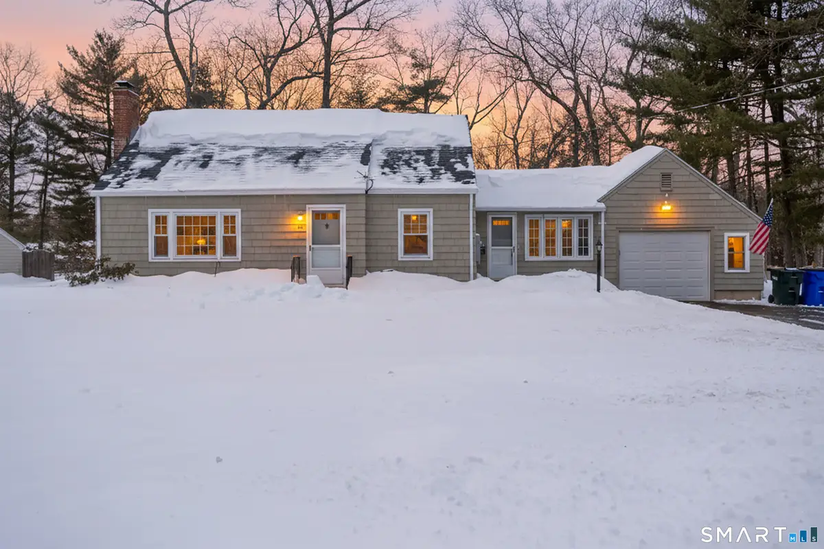 60 Barry Lane, Simsbury, CT 06070 - #1