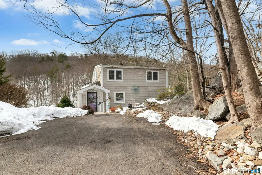 35 Cherokee Trail, Shelton, CT 06484 - #3