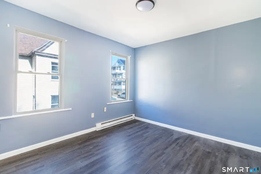 27 Beacon Street, Waterbury, CT 06704 - #2