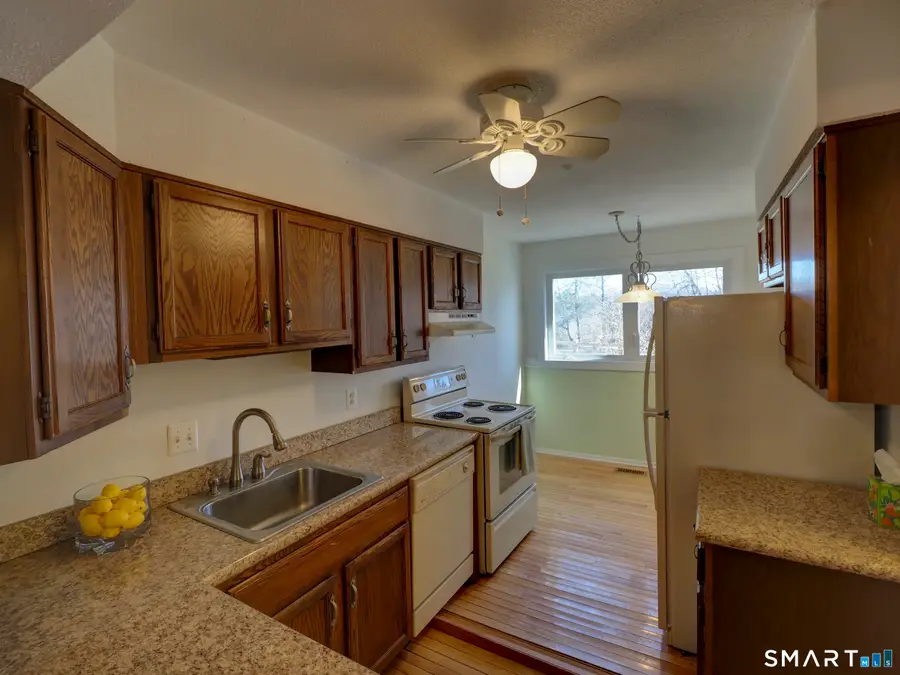 412 Pilgrim Harbor #412, Wallingford, CT 06492 - #3