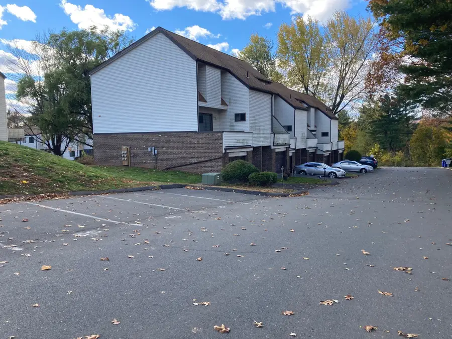 285 Queen Street #4F, Southington, CT 06489 - #3