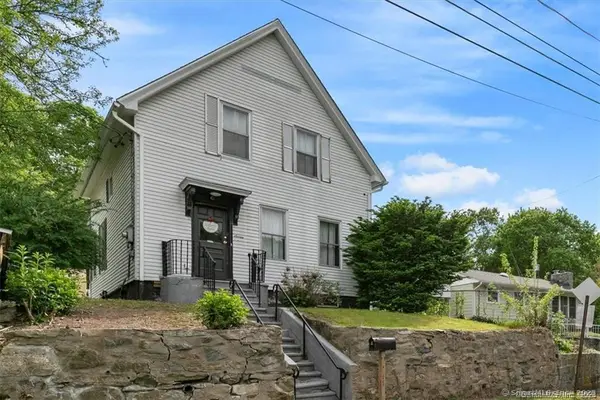 7 Swan Avenue, Norwich, CT 06360