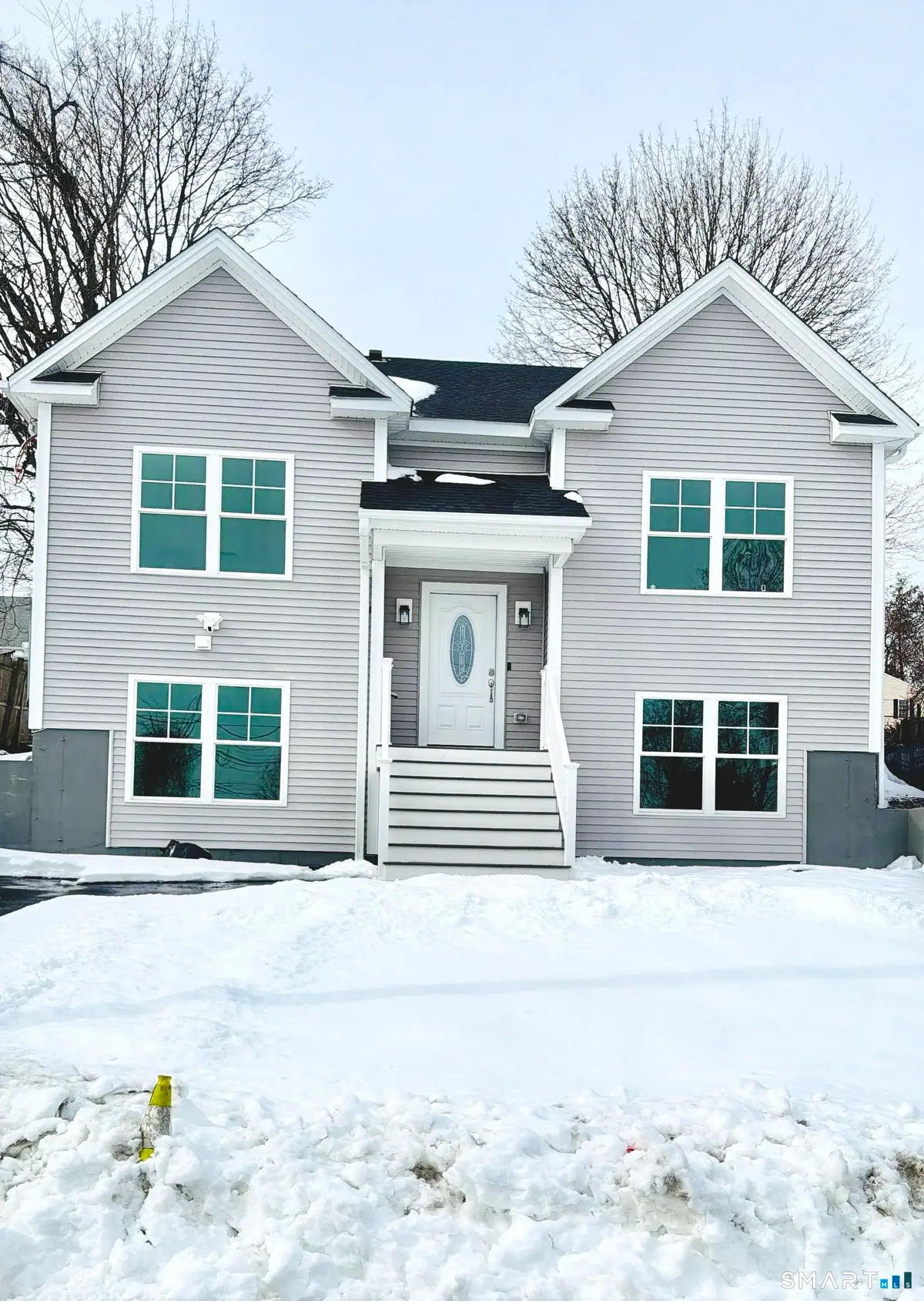 285 Hillcrest Road, Bridgeport, CT 06606 - #1