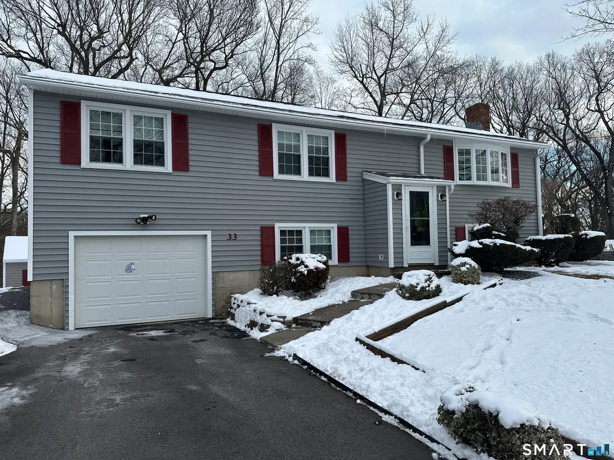 33 Sky View Circle, Hamden, CT 06514 - #1