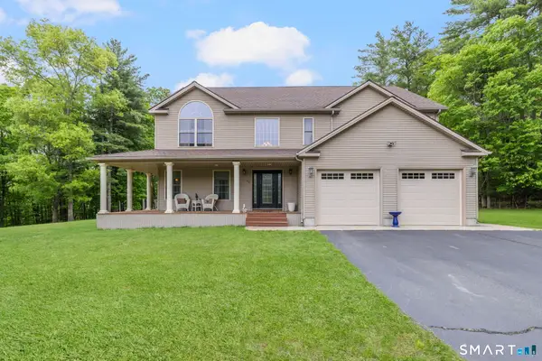 12 Red Oak Drive, Killingly, CT 06239