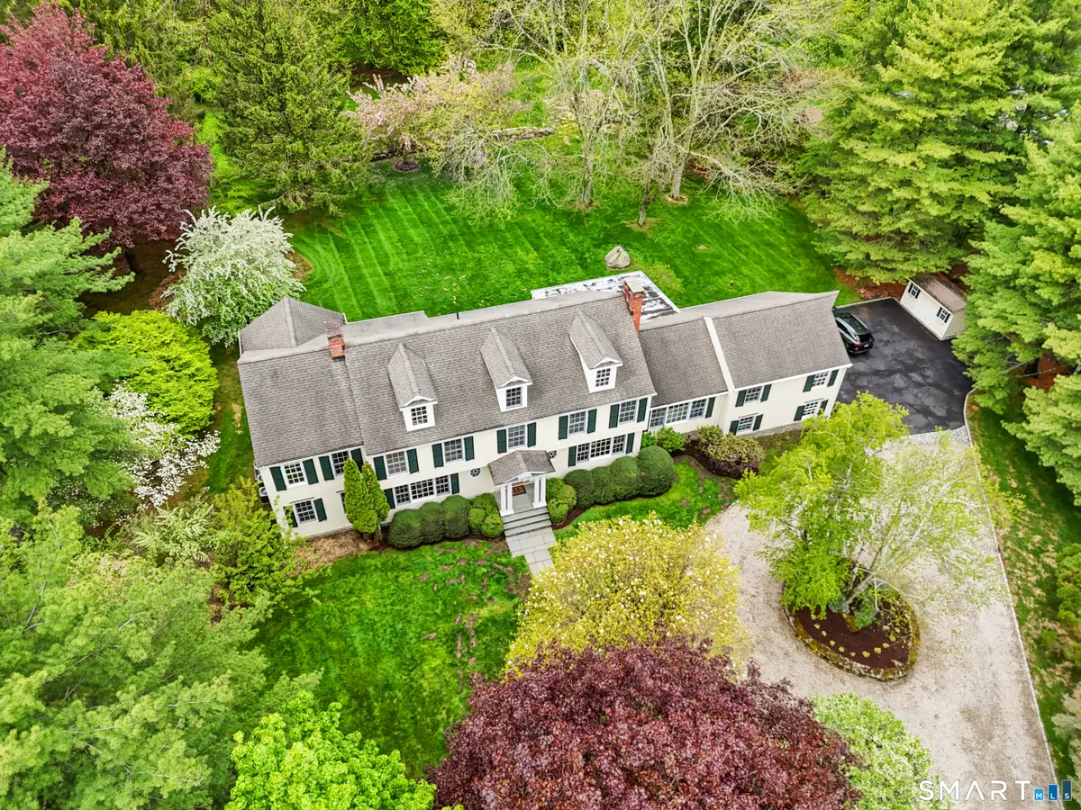 3 Hedgerow Common, Weston, CT 06883 - #1
