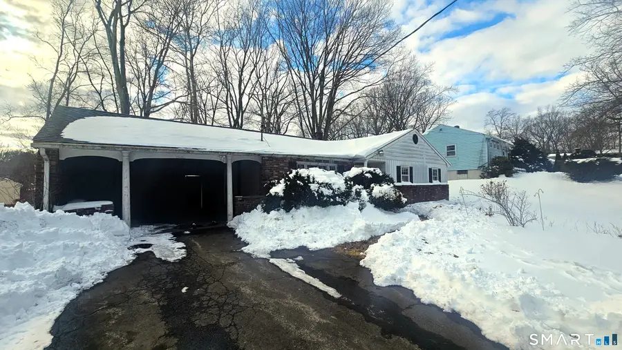 12 Collins Drive, West Haven, CT 06516 - #2