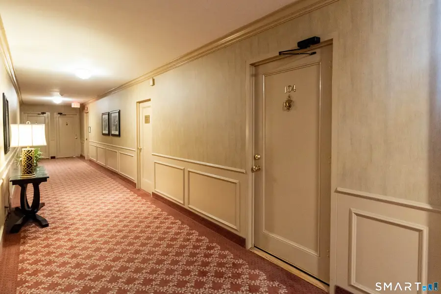 30 Outlook Avenue #APT 104, West Hartford, CT 06119 - #2