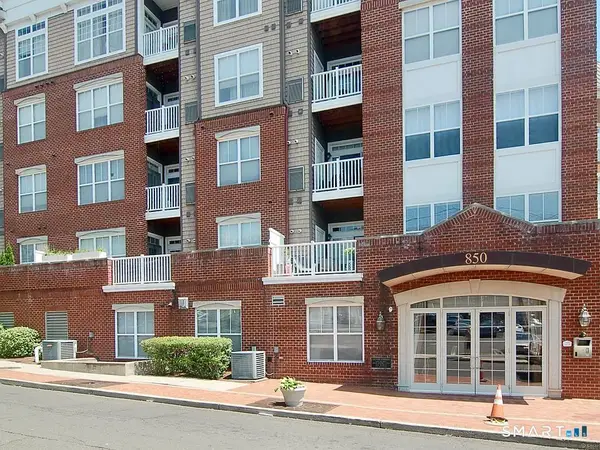 850 East Main Street #APT 526, Stamford, CT 06902