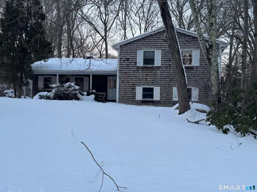 26 Mohawk Drive, Niantic, CT 06357 - #2