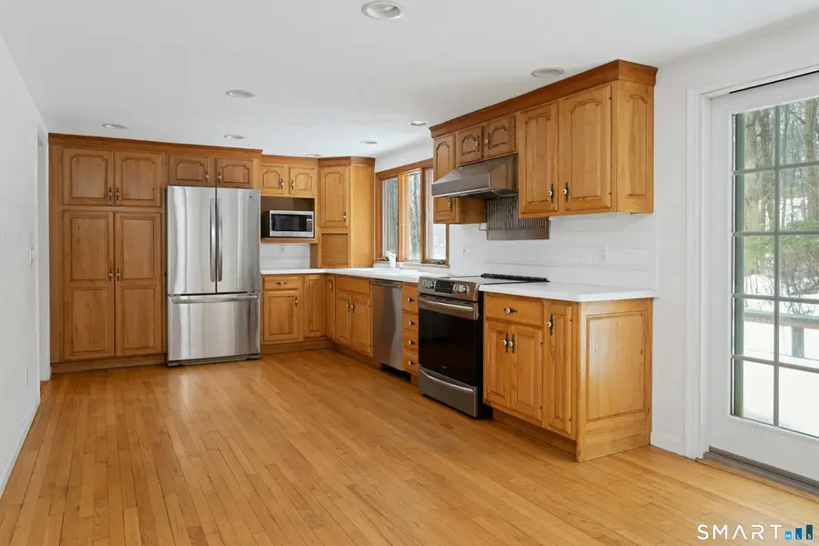 5 Stonehenge Road, Weston, CT 06883 - #3