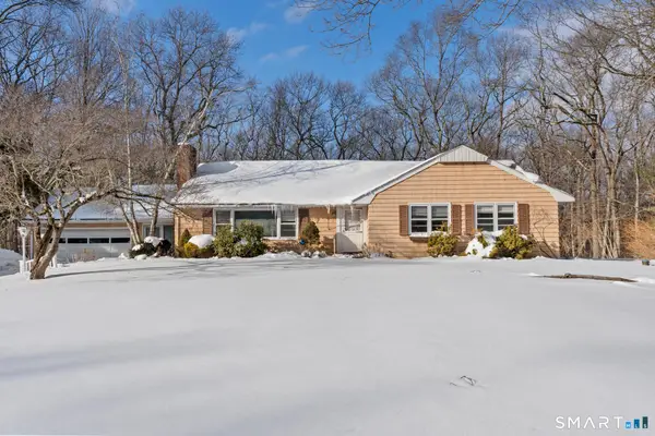 10 Staeth Road, East Hampton, CT 06424