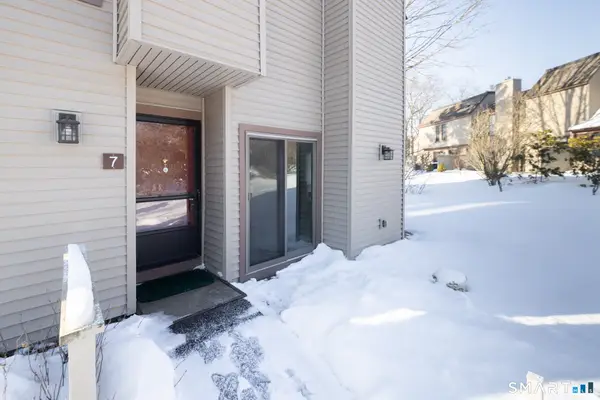 7 Maple Lane #7, Avon, CT 06001