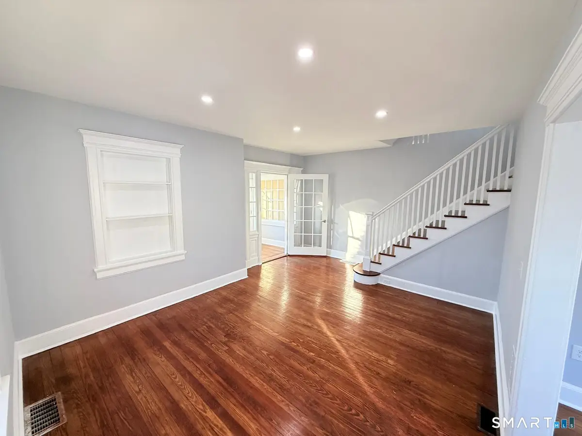 206 Remington Street, Bridgeport, CT 06610 - #1