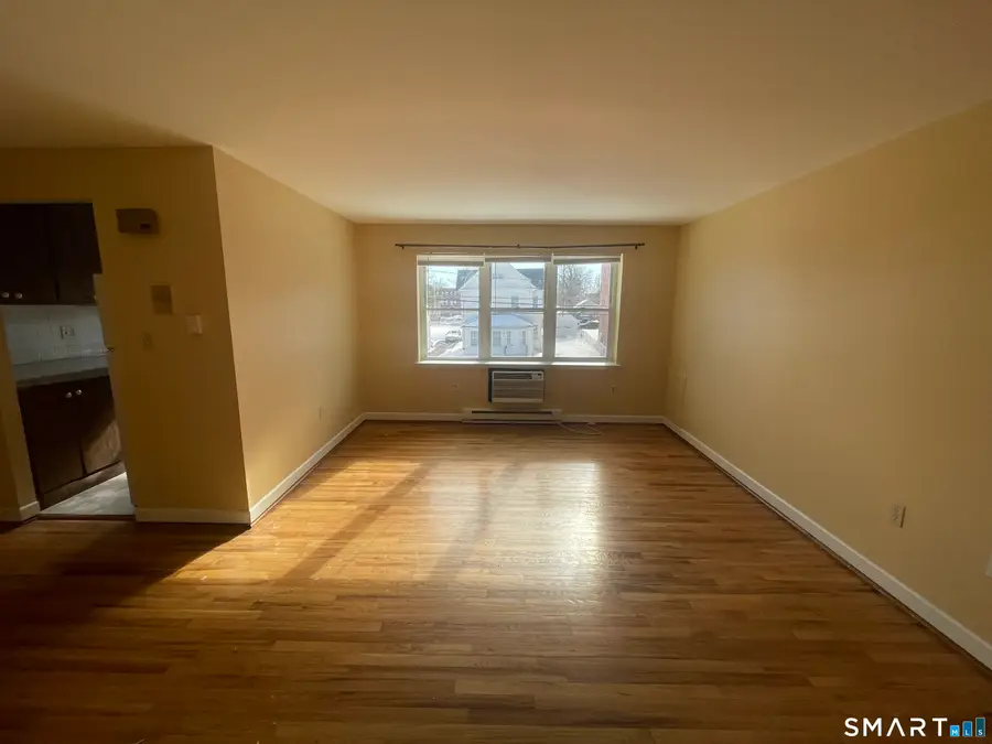 24 Merrill Street #APT B3, Hartford, CT 06106 - #2