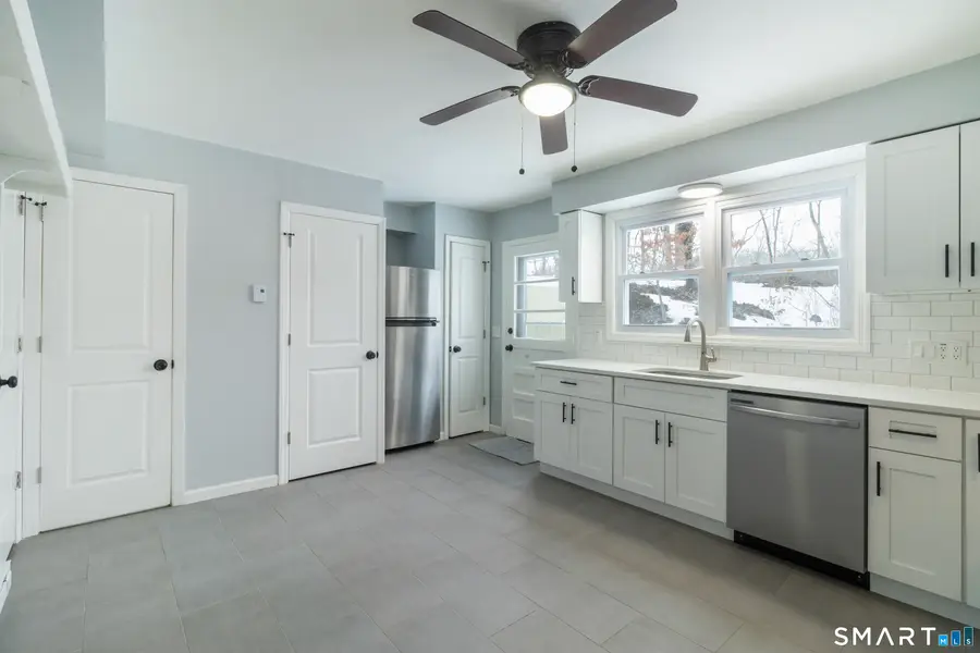 63 Briarwood Lane #E, Branford, CT 06405 - #2