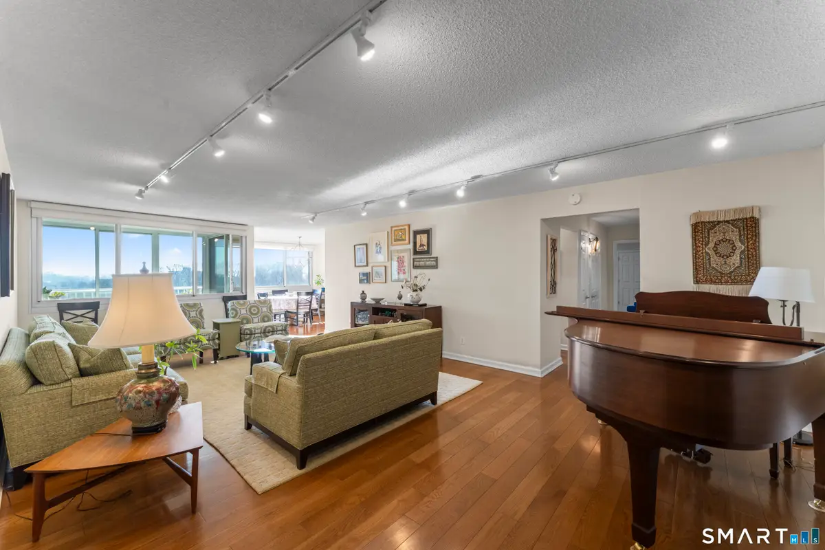 1 Strawberry Hill Avenue #APT 10A, Stamford, CT 06902 - #1