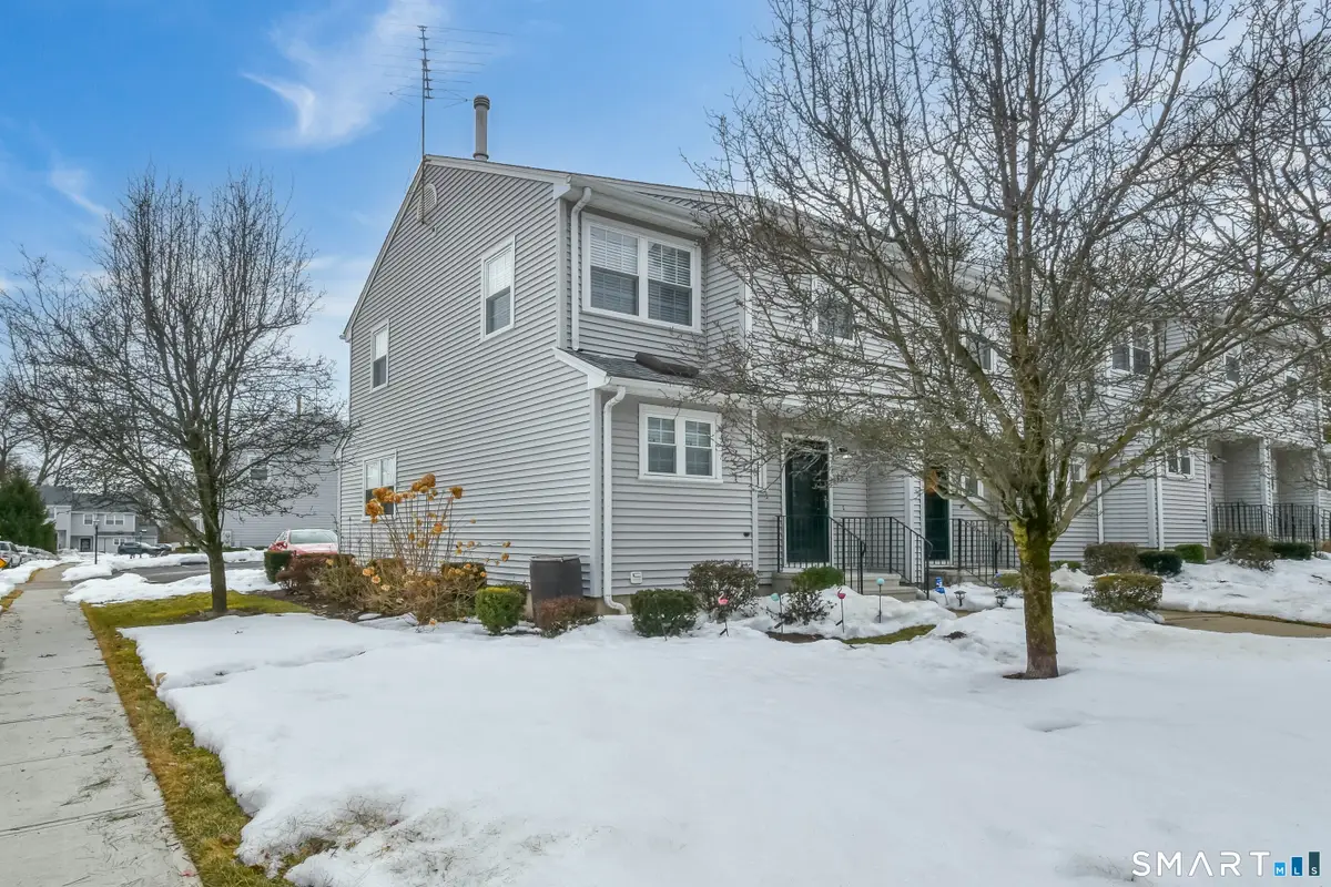 1403 Old Town Road #1403, Bridgeport, CT 06606 - #1