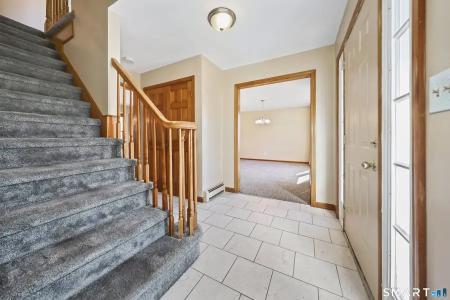 22 Greenwood Circle, Seymour, CT 06483 - #2