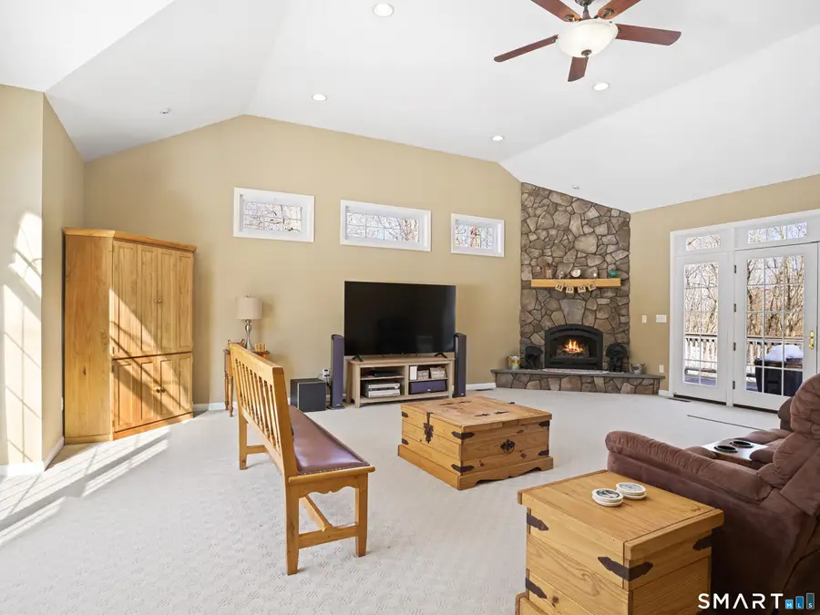 88 Kings Highway, Shelton, CT 06484 - #2