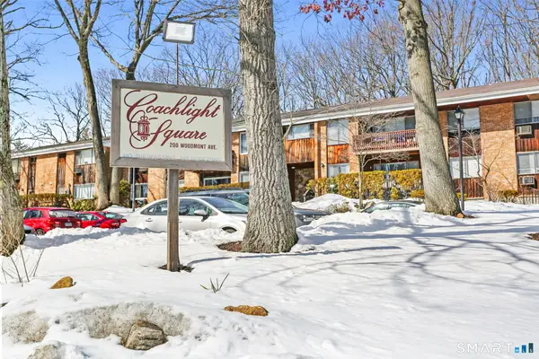 200 Woodmont Avenue #APT 121, Bridgeport, CT 06606