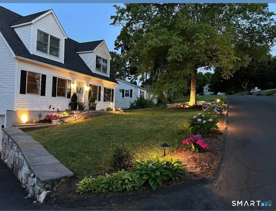 15 Berkshire Drive, Brookfield, CT 06804 - #3