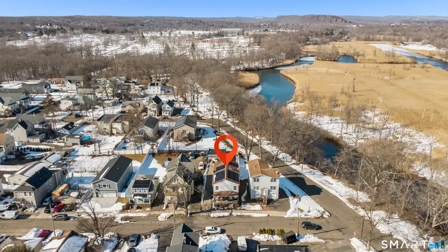 21 Hinman Street, West Haven, CT 06516 - #2