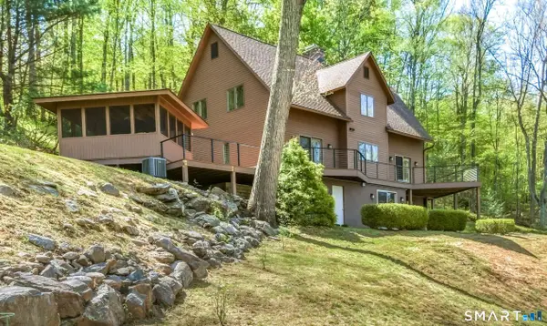 28 Garnet Road, Roxbury, CT 06783
