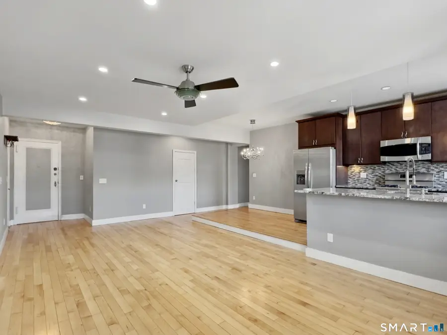 70 Strawberry Hill Avenue #APT 2-2B, Stamford, CT 06902 - #2