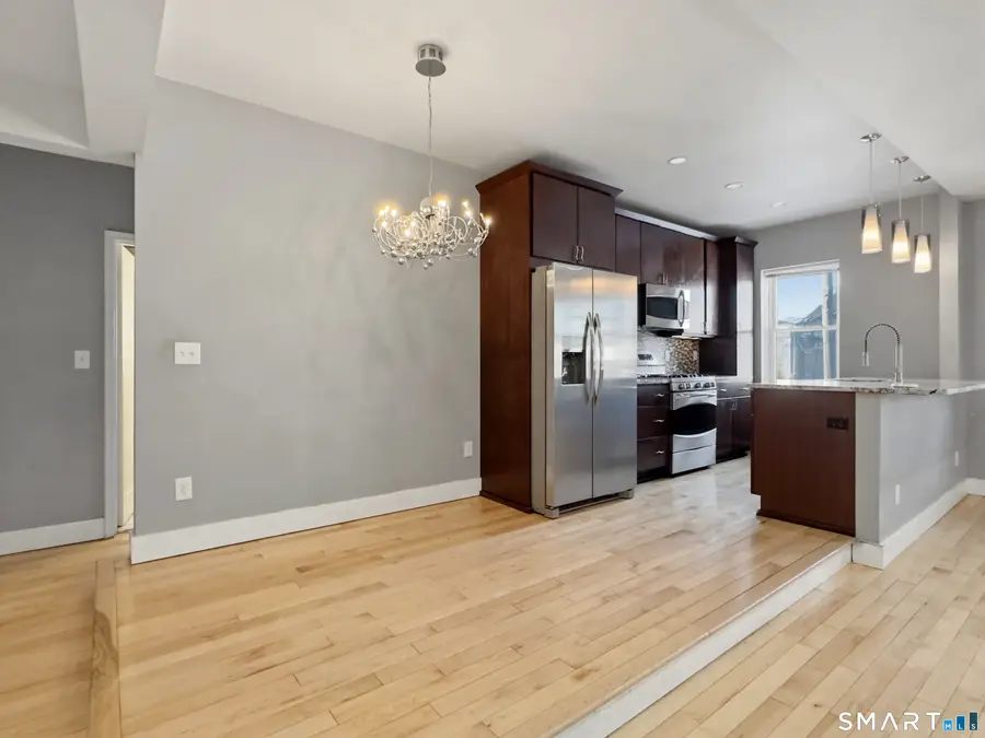 70 Strawberry Hill Avenue #APT 2-2B, Stamford, CT 06902 - #3