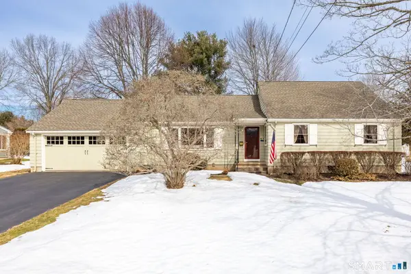 31 Ox Yoke Drive, Wethersfield, CT 06109