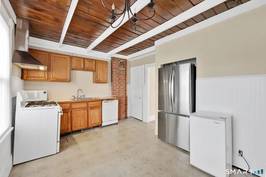 24 Thompson Court, Enfield, CT 06082 - #3
