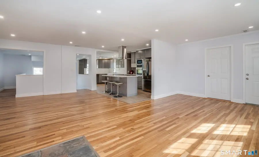 20 Dorothy Street, Milford, CT 06460 - #3