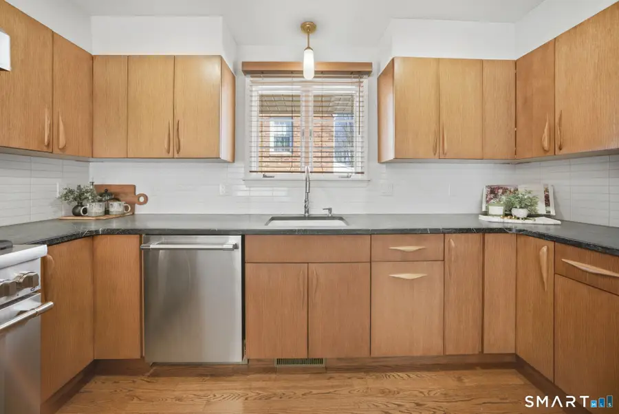 1719 Asylum Avenue, West Hartford, CT 06117 - #2