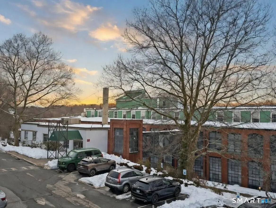 68 Thermos Avenue #109D, Norwich, CT 06360 - #1