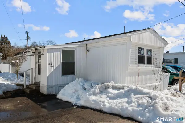 44 Linden Avenue North, Westbrook, CT 06498